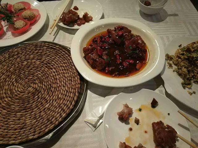 沸腾鱼乡(知春路店)