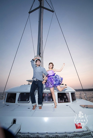 很美很赞朋友圈里一堆美女都说要预定旅人行馆去台湾拍可是买游艇真的