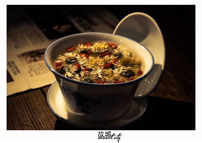 2017在当今城市化大潮的进程中,老街和古镇或