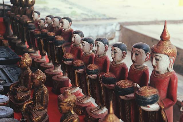 茵莱湖水上市场