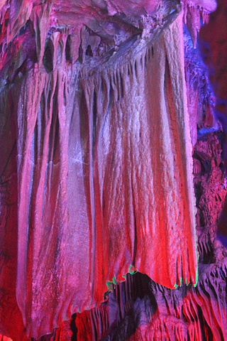 2017.已,不过和常规温泉水比起来会凉一些,脱下