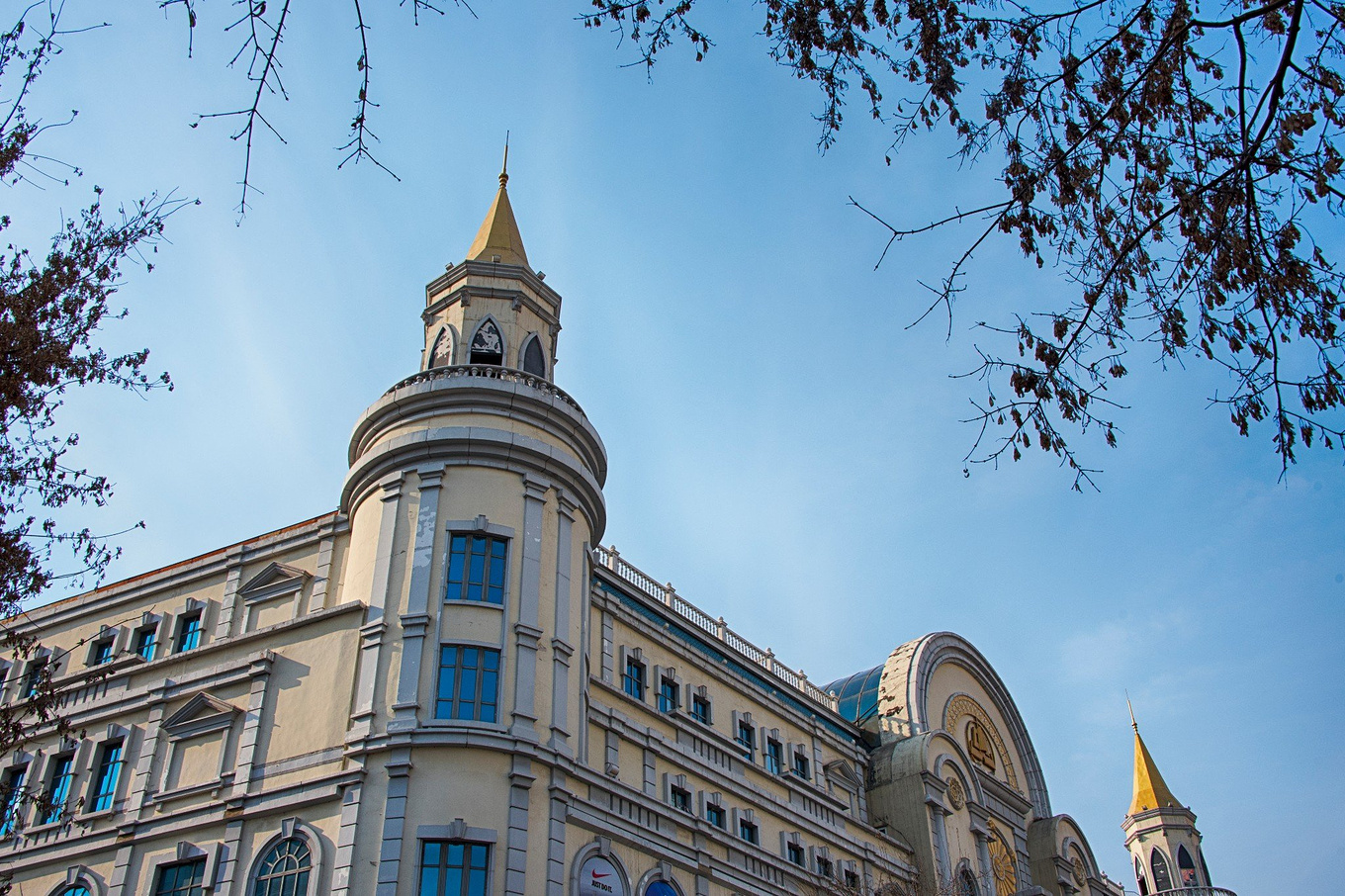 哈尔滨都有哪些可以玩的中央 (哈尔滨都有哪个区)