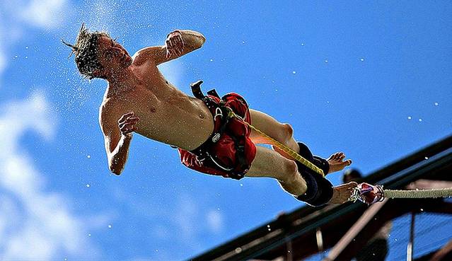 AJ Hackett卡瓦劳大桥蹦极中心