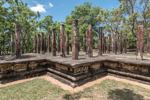 兰卡提拉卡佛殿