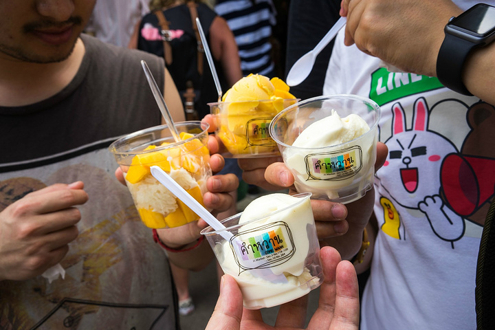 泰国是个绝对不会吃不到芒果椰子等水果的国家