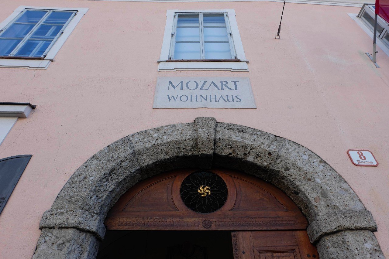 《二月份,白色的奥地利》中提到的 莫扎特故居 攻略