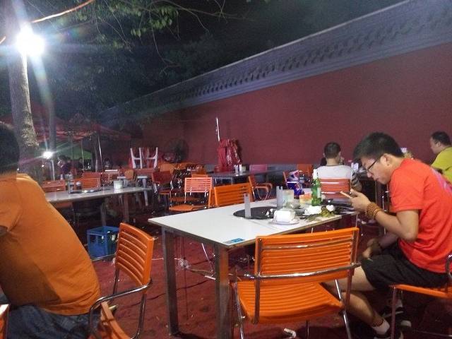 科尔沁阿哥烤羊腿烧烤