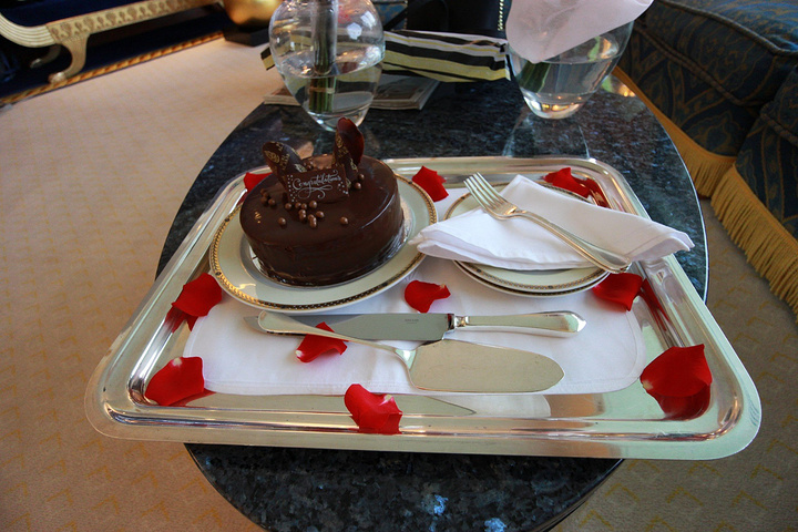 奉劝大家要是住在这里真的是哪里也不要去了好好的在里面享受整整一天