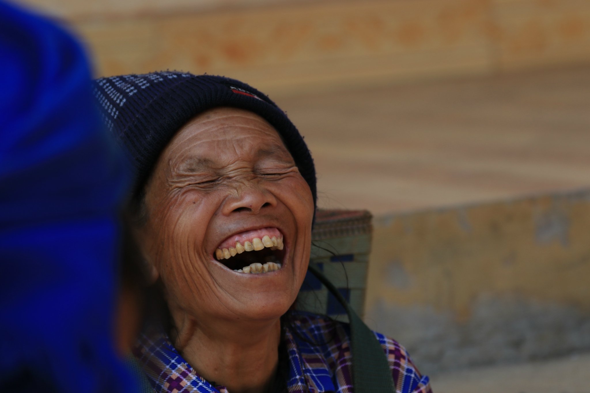 淳朴爽朗的笑脸