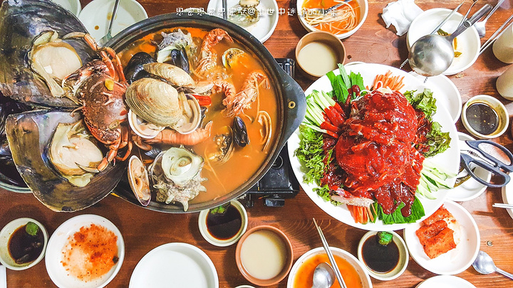 生鱼拌面1万(超级超级好吃)鲍鱼粥1万 看这份量