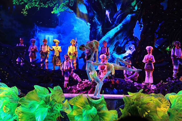 张家界《魅力湘西》演出