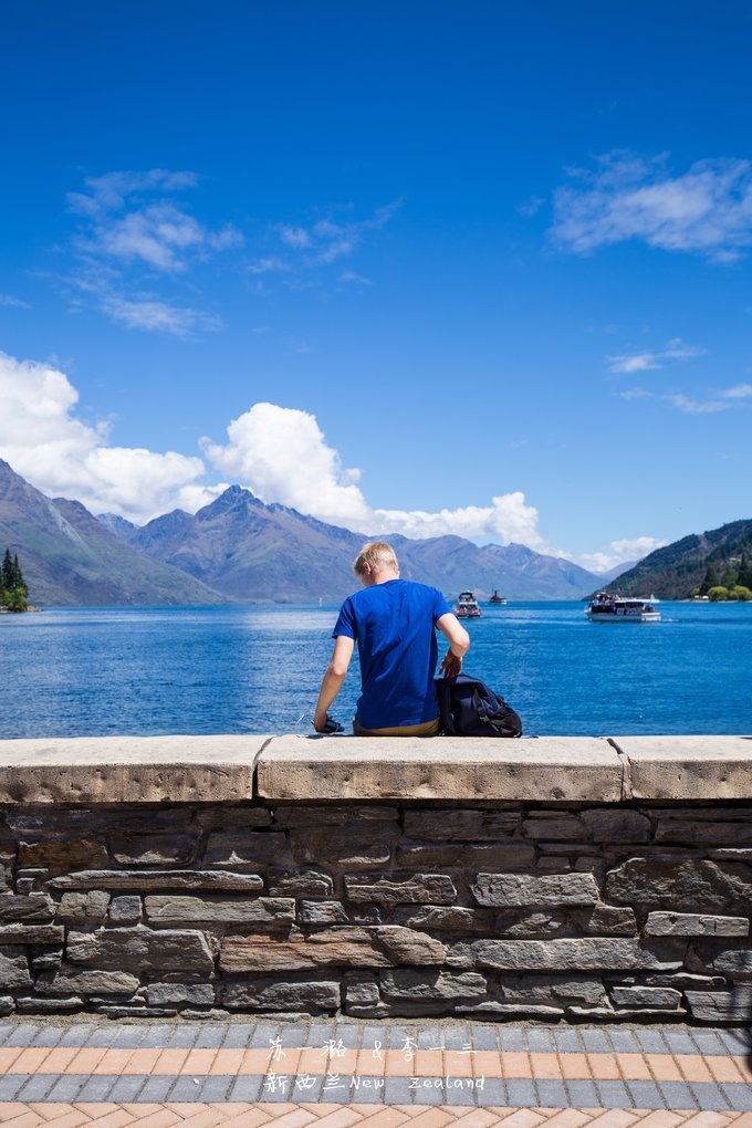 这种悠闲的生活方式让人羡慕.