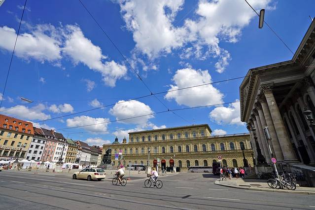 马克斯·约瑟夫广场