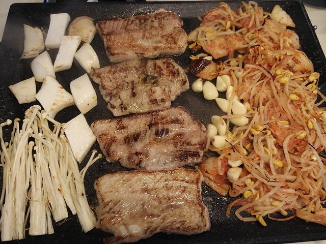 八色烤肉(弘大店)