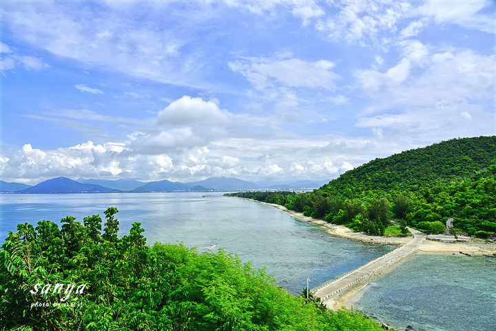 由于牛王岭特别美,在这也玩得很久,回西岛后快