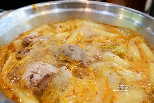 东大门一只鸡(弘大店)