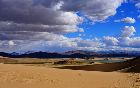 仲巴五彩沙漠旅游景点攻略图