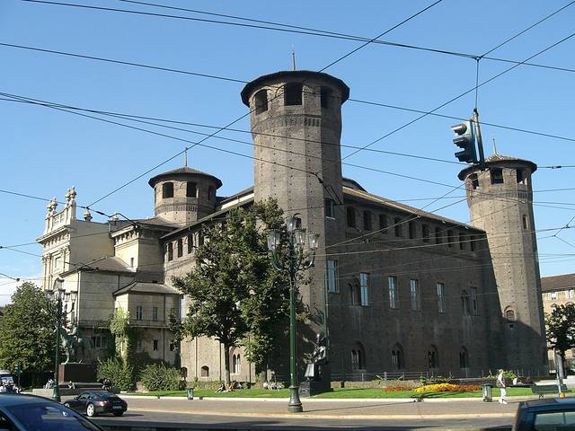 城堡广场（卡斯特罗广场）