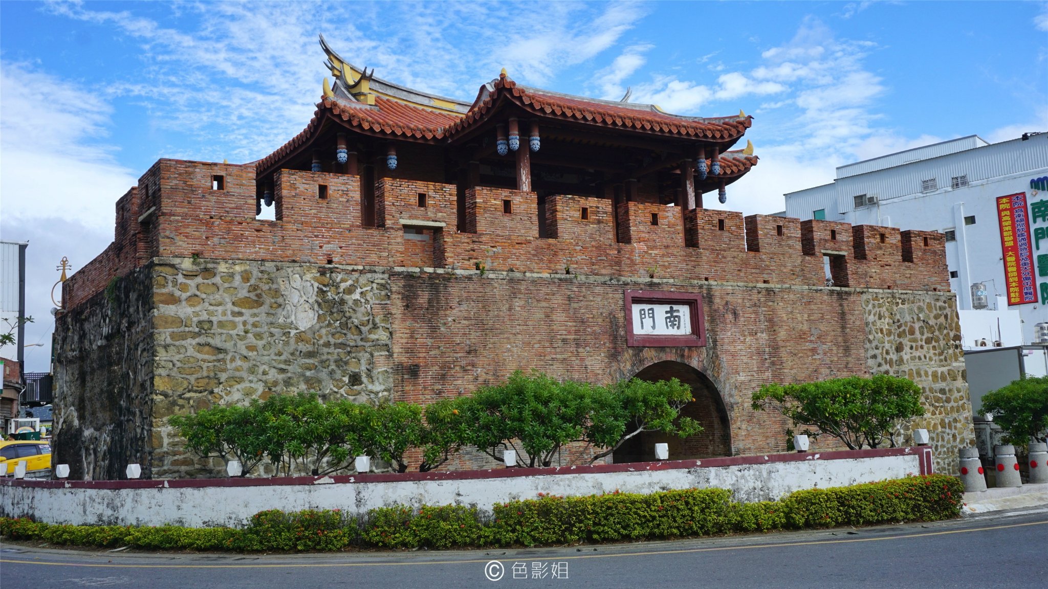 恒春古城南门,这算是古城的中心,和重要的地标,因为来来往往,从这里