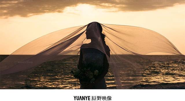 #结婚照还在摄影棚拍,太老土#走~到三亚拍结婚