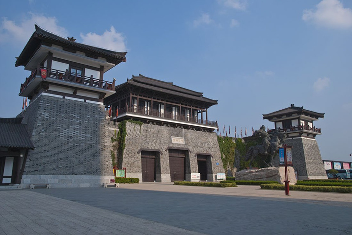 .什么,这里是项羽的老家,近年新打造了项王故里