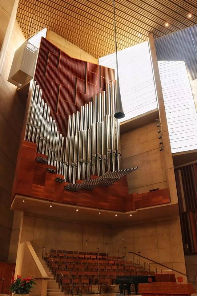 天使之女天主教大教堂