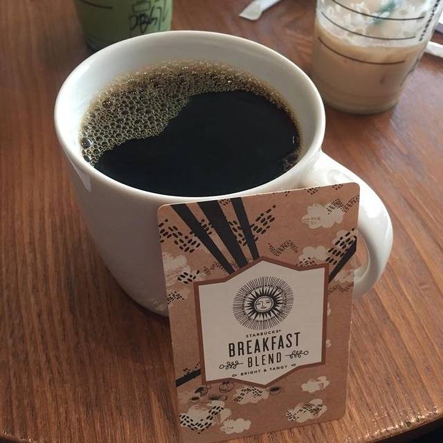 星巴克臻选(济南和谐广场店)