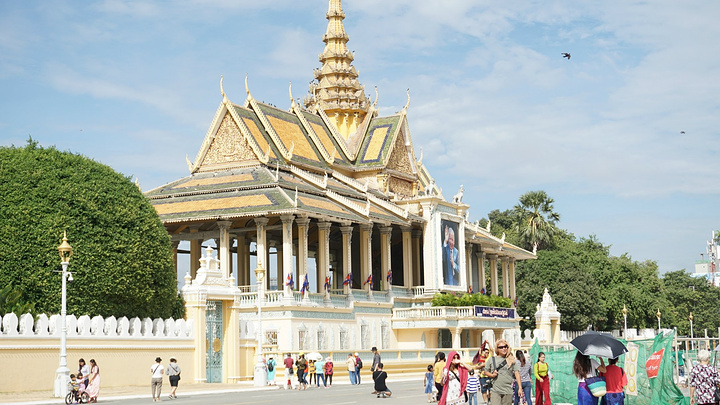 皇宫的门票金边皇宫royalpalace也称四臂湾大皇宫建造于18661870年