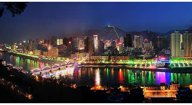 骨灰级吃货,带你走遍兰州大街小巷,寻找传说