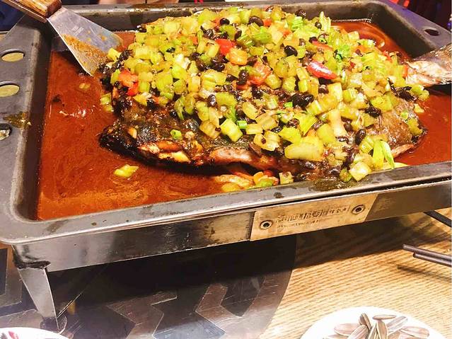 江边城外烤全鱼(龙湖北京大兴天街店)