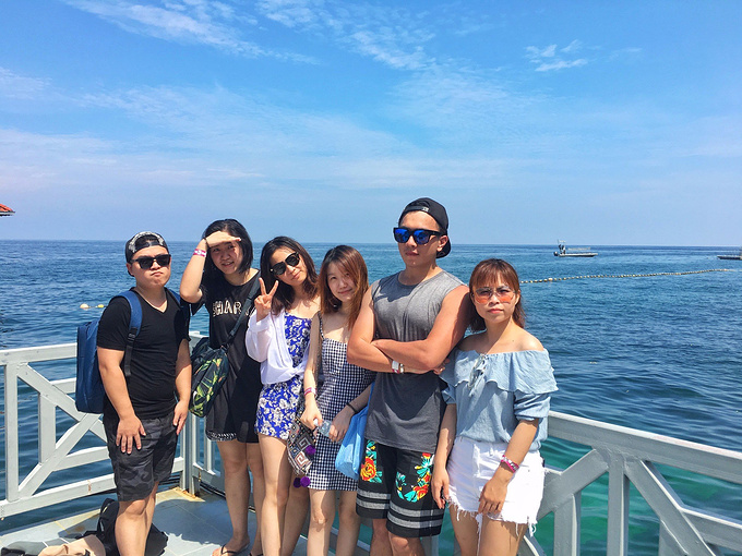 回来以后和我一块组队的旅游的ben明天要去吉隆坡了,合照一张留念