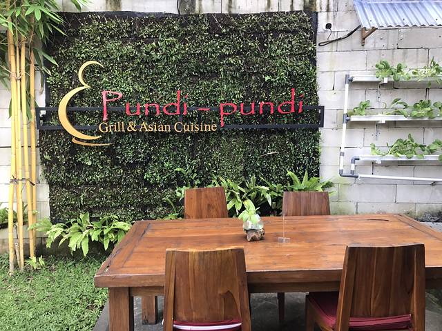 Pundi-Pundi Grill & Asian Cuisine