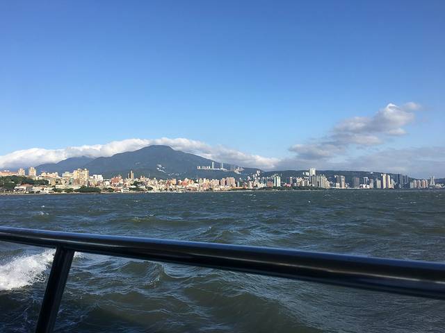 八里左岸自行车道