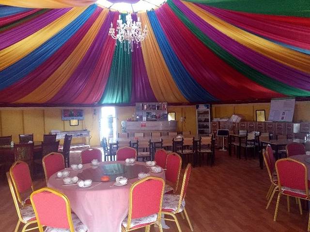 张北坝上草原聚汗轩农庄