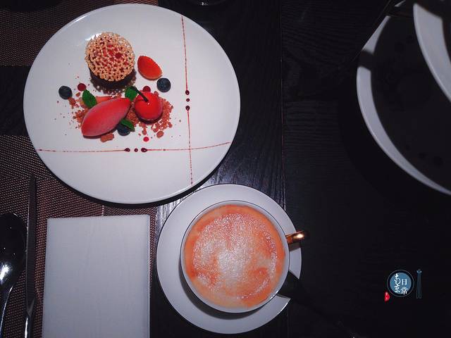 L'Arôme芳芳法国餐厅(金陵饭店总店)