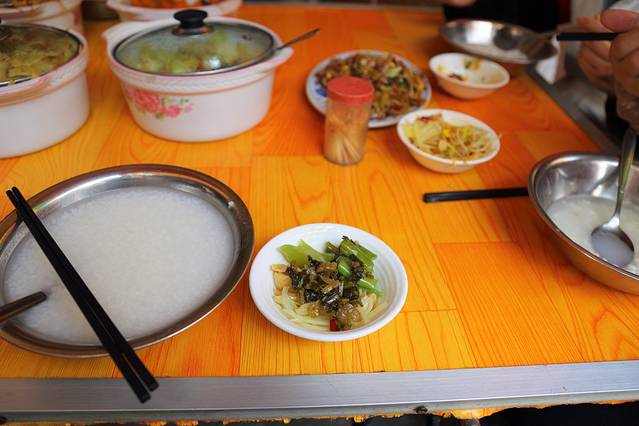 八卦岭何记卷粉