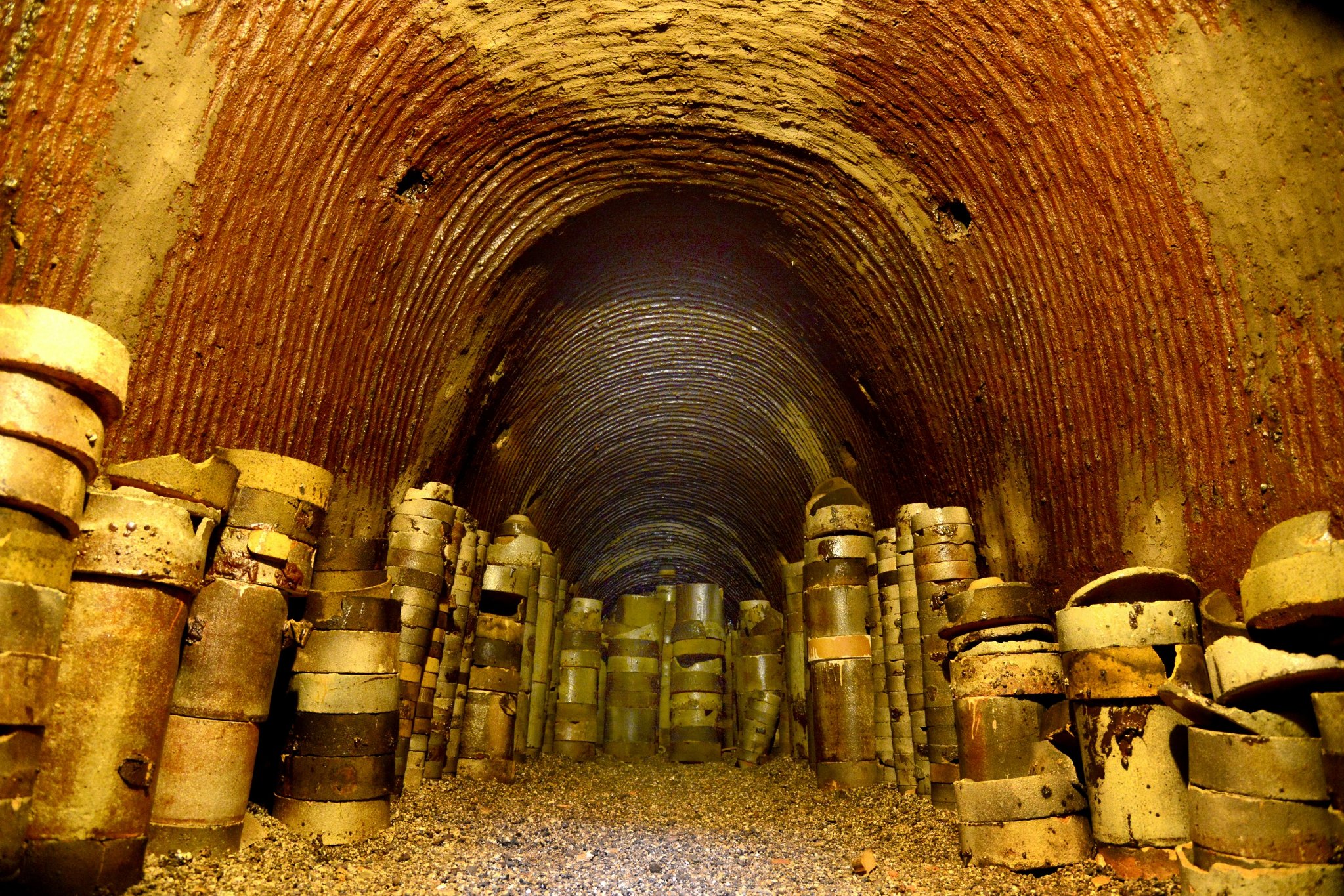 烧成温度可高达一千三百度馒头窑的营造技艺和烧成