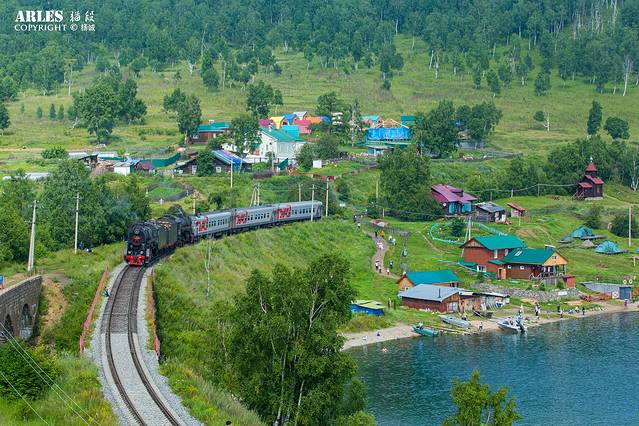 贝加尔湖环湖火车