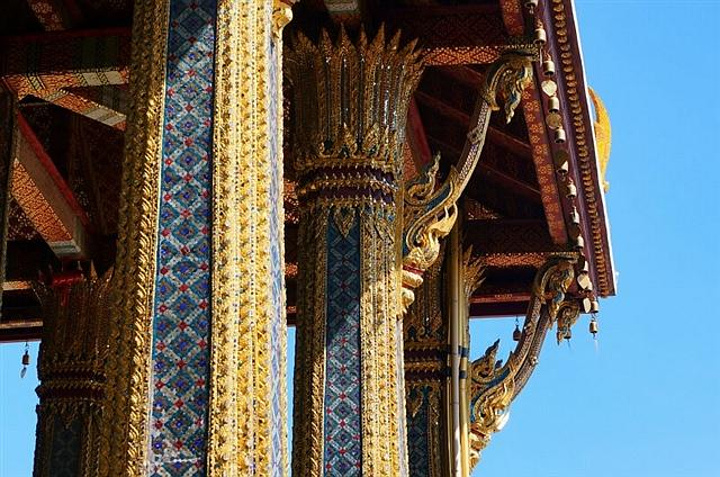 2016大皇宫和玉佛寺的着装要求非常严格_玉佛