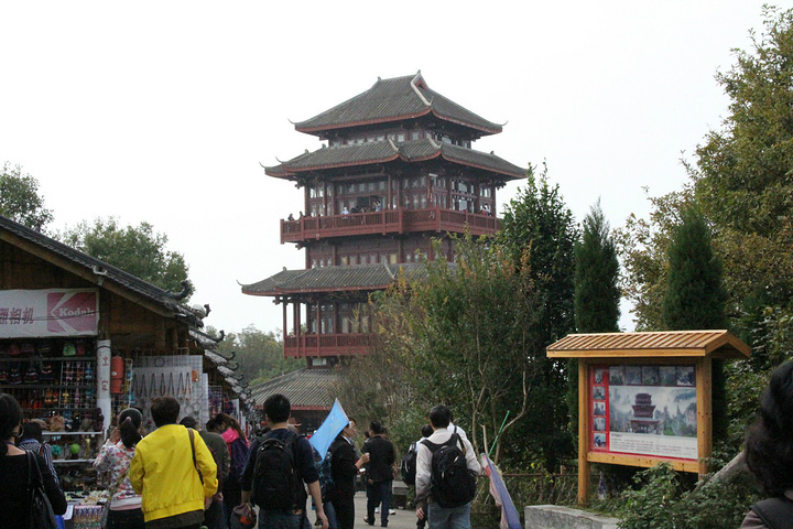 稍微有点刺激性的地方了,不过去那个天波府那个地方,真的是累到吐血