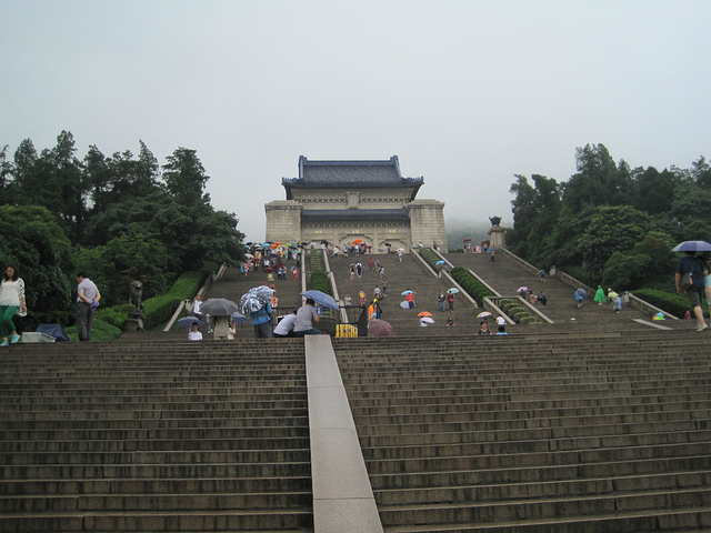 gdp增速_2018年钟山区gdp