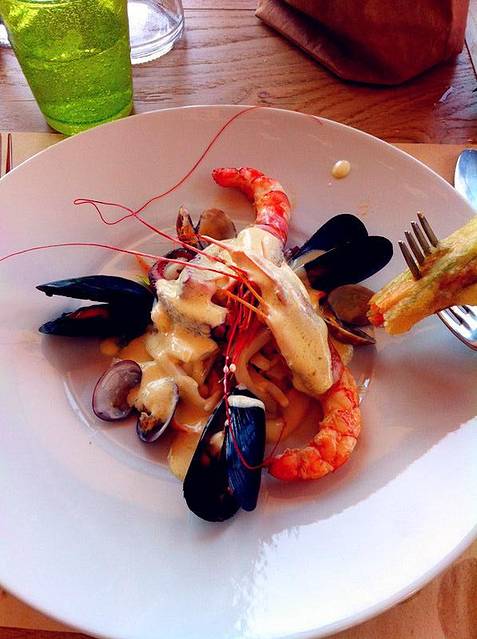 习惯~ 这是一家标准的海边餐厅,可以吃到非常地道的意大利式海鲜大餐