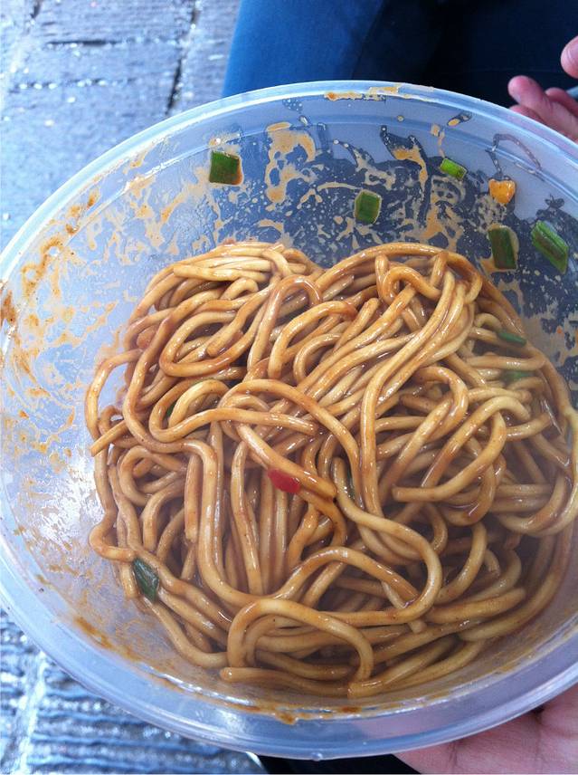 石记石太婆热干面