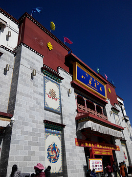 2017【去拉萨旅游买什么好】拉萨旅游特色商