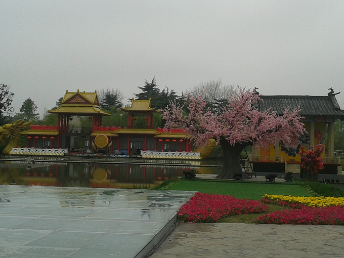 大明寺—观音山—烈士墓园—汉墓—瘦西湖风景区—温泉度假村—掬花楼