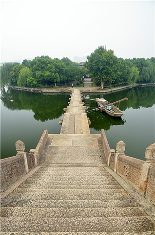 "据说回去要养很久才能是泥沙尽除，心里其实一直在嘀咕，这河对岸的纺织厂，排放废气废水，这河里的螺..._太平桥"的评论图片