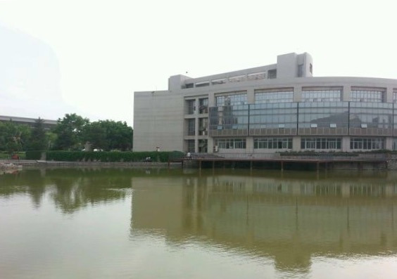 西安邮电大学美食广场