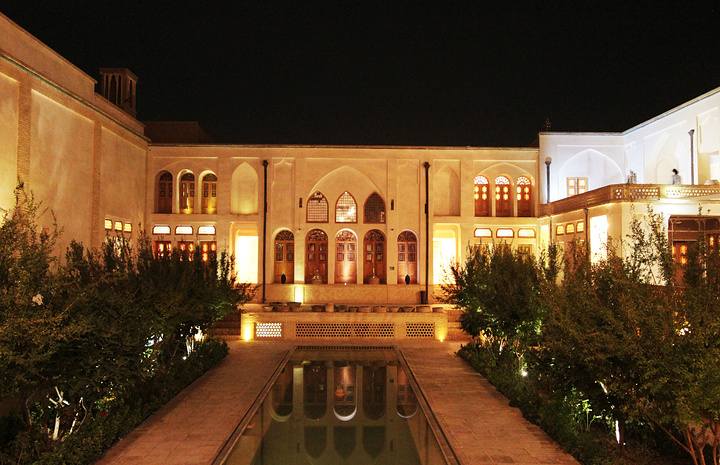 2023德黑兰游玩攻略,德黑兰交通/住宿/行程/美食/购物攻略,德黑兰注意