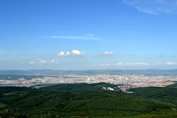 车后找旅行社报名参加了,俄罗斯海参崴3日游。