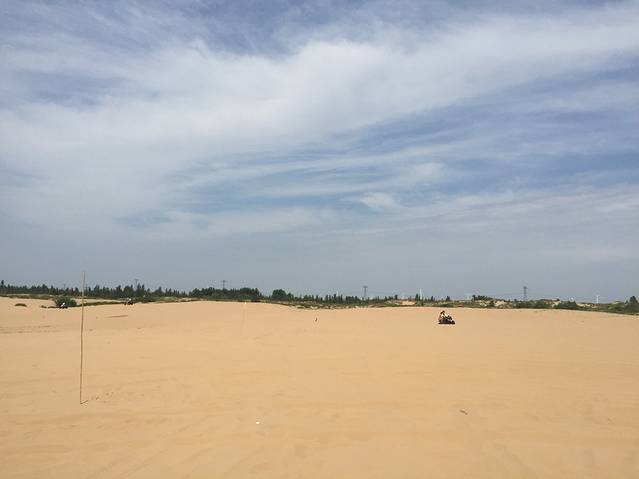 塔敏查干沙漠旅游景区